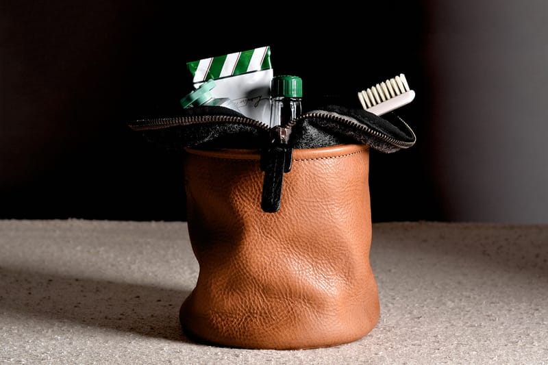 hard graft Refresh Dopp Kit