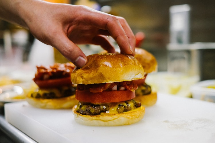 HYPEBEAST Eats: The "Pharrell Burger" at NIGO's 2-5 Café