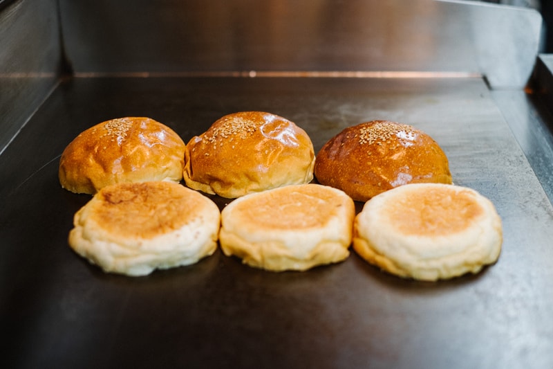 HYPEBEAST Eats: The "Pharrell Burger" at NIGO's 2-5 Café