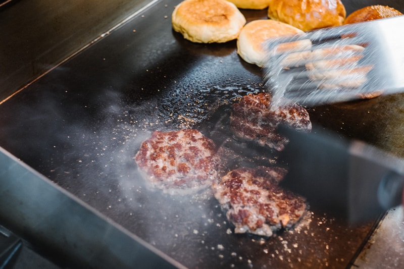 HYPEBEAST Eats: The "Pharrell Burger" at NIGO's 2-5 Café