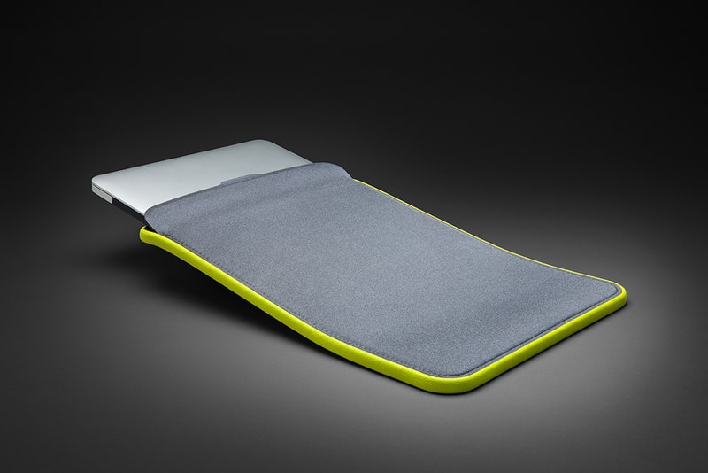 Incase ICON Sleeve
