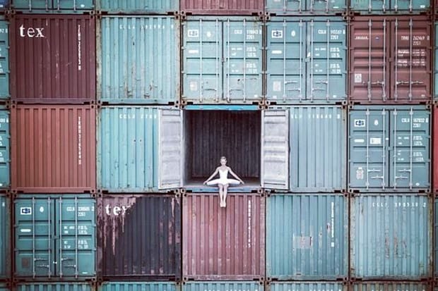 JR "Women Are Heroes" Container Ship