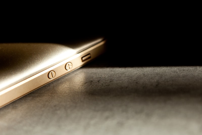 Mophie 16GB Gold Space Pack