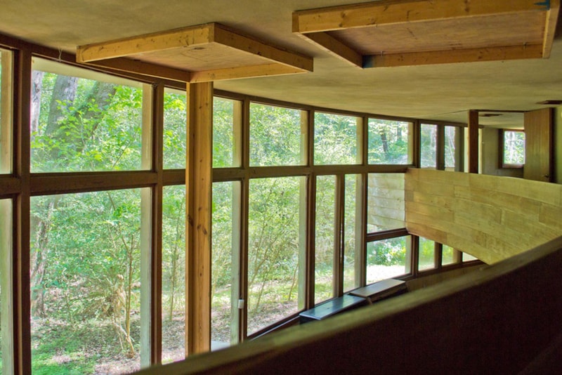 Frank Lloyd Wright's Hemicycle Spring House Looking to Raise $100,000 USD for Restoration