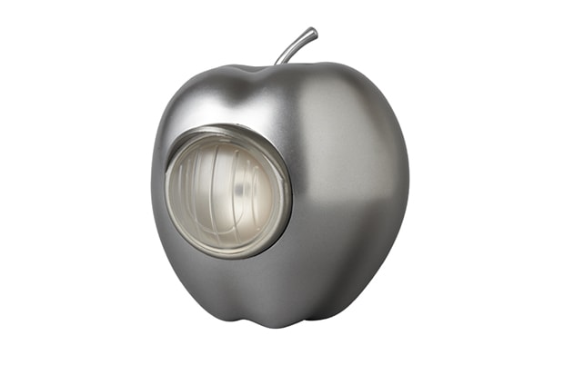 GILAPPLE Silver Light by UNDERCOVER