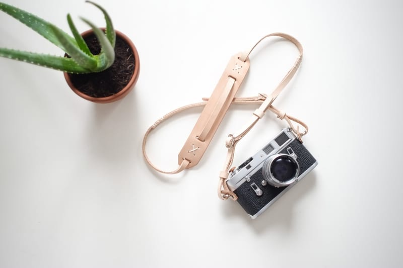Knickerbocker MFG. Co. x Cub & Co. Adjustable Camera Strap