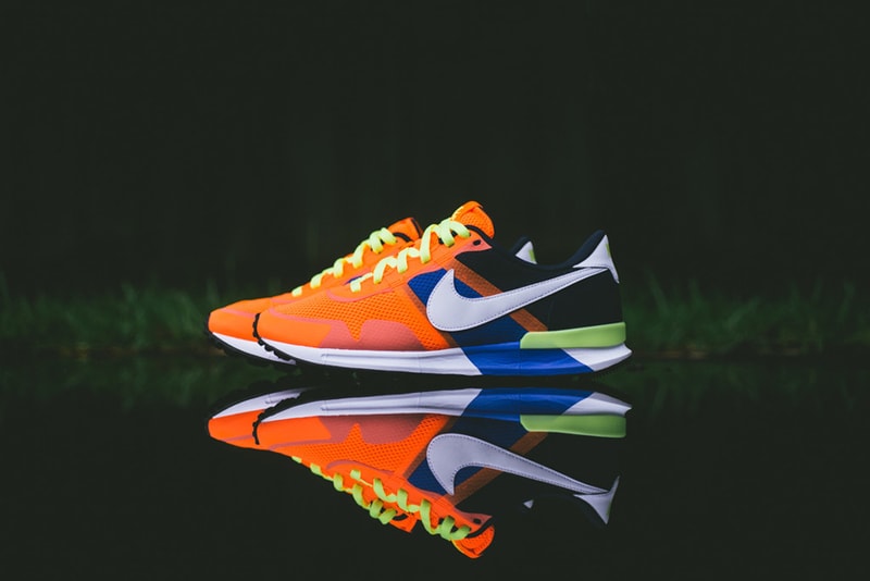 Nike Air Pegasus 83/30 Hyper Crimson