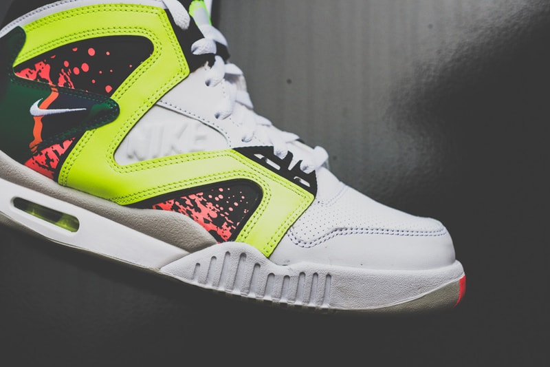 Nike Air Tech Challenge Hybrid White/Volt-Hot Lava