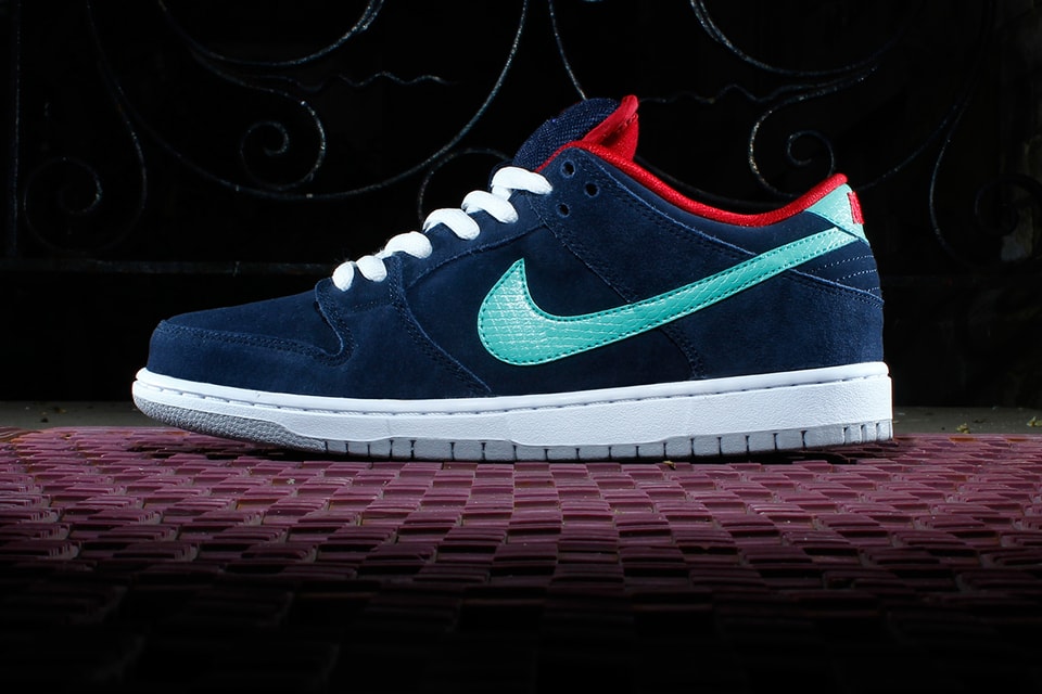 Nike SB Dunk Low Pro Obsidian/Gym Red-White-Crystal Mint