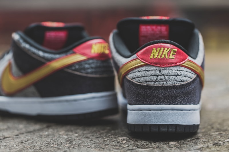 Nike Dunk Low Premium SB QS "Beijing"