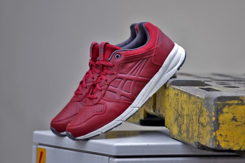 Onitsuka Tiger Shaw Runner Lux Red/White