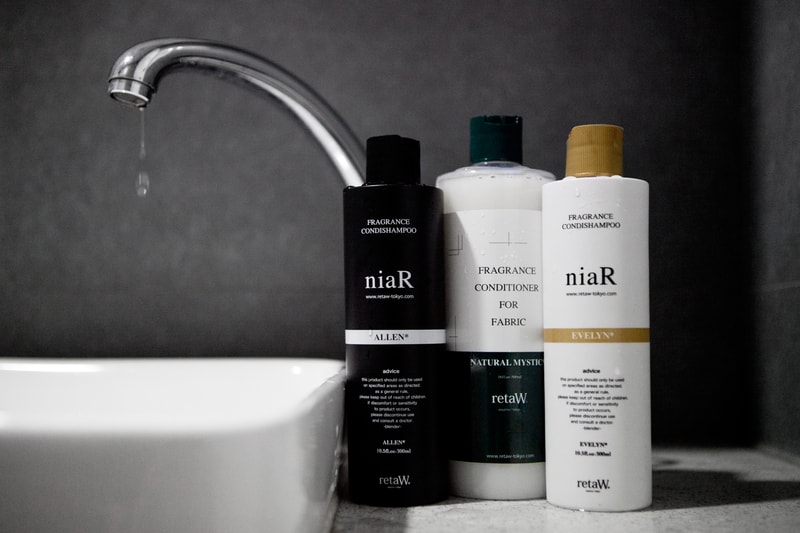 retaW Bathroom Set