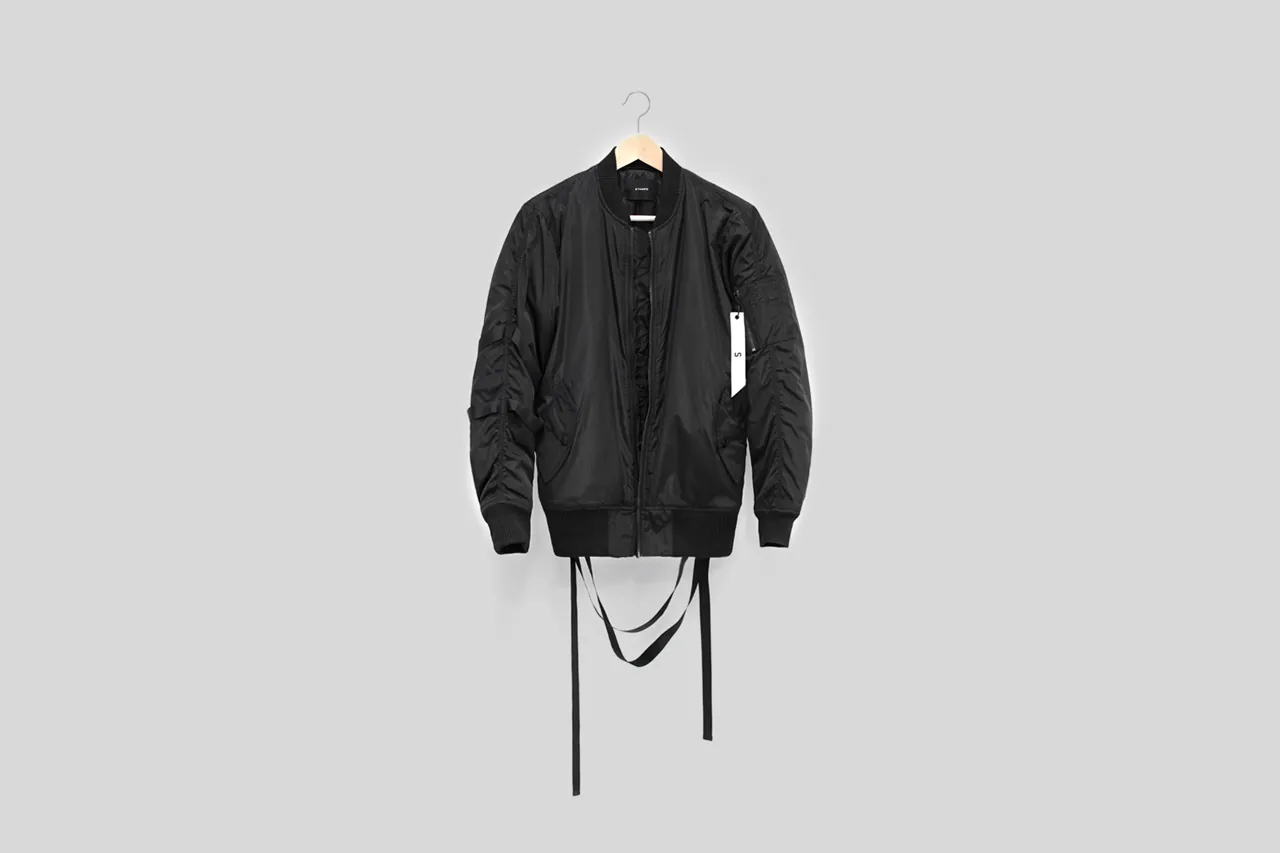 新作登場SALEstampd strap BOMBER M ジャケット・アウター