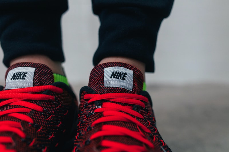 A Closer Look at the Nike Air Zoom Structure 18