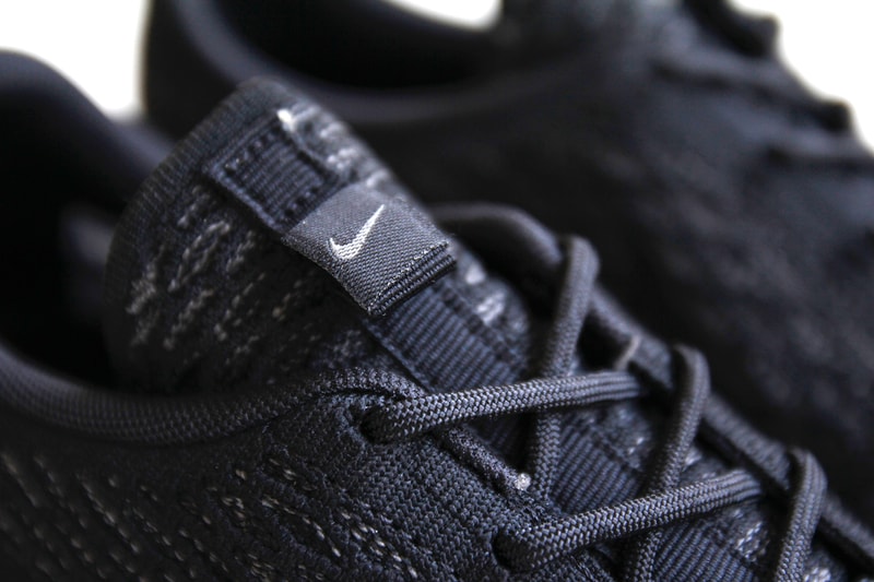A Closer Look at the Nike Flyknit Roshe Run “Midnight Fog”