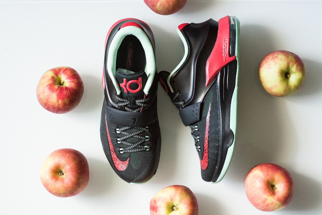 A Closer Look at the Nike KD7 “Good Apples” | Hypebeast display picture 3