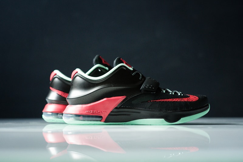A Closer Look at the Nike KD7 “Good Apples”