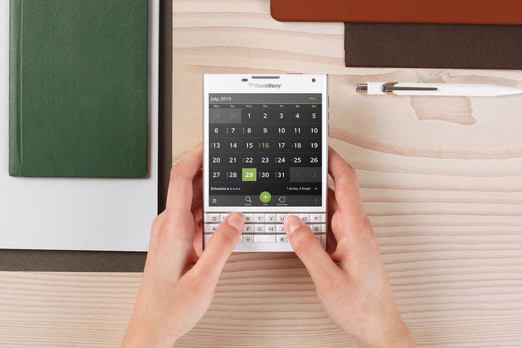 The BlackBerry Passport Has Sold 200,000 Units Since Launch
