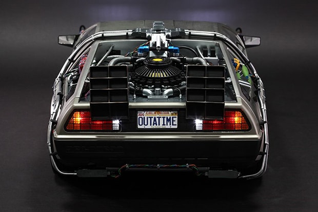 Hot Toys x Back to the Future DeLorean Time Machine Collectible