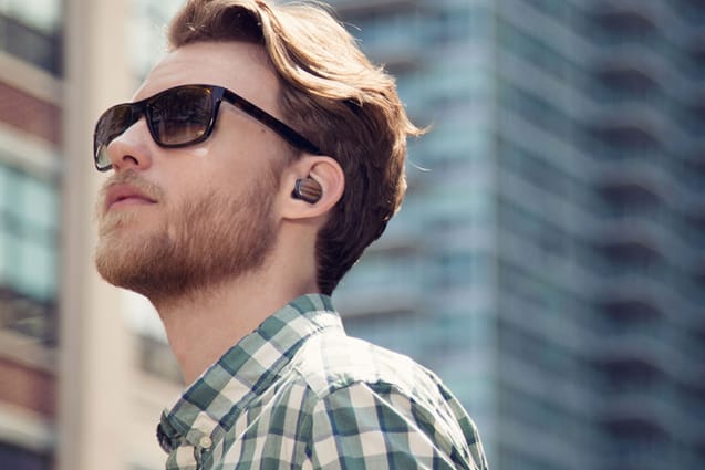 Motorola Moto Hint Voice-Controlled Earbuds 
