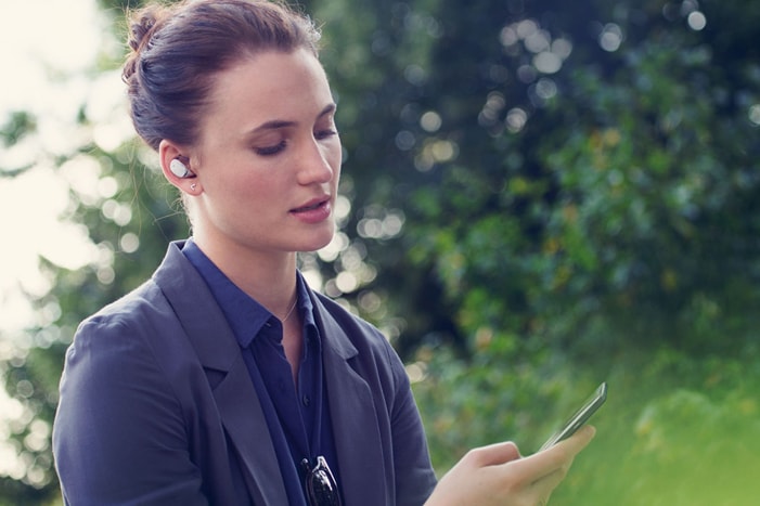 Motorola Moto Hint Voice-Controlled Earbuds 