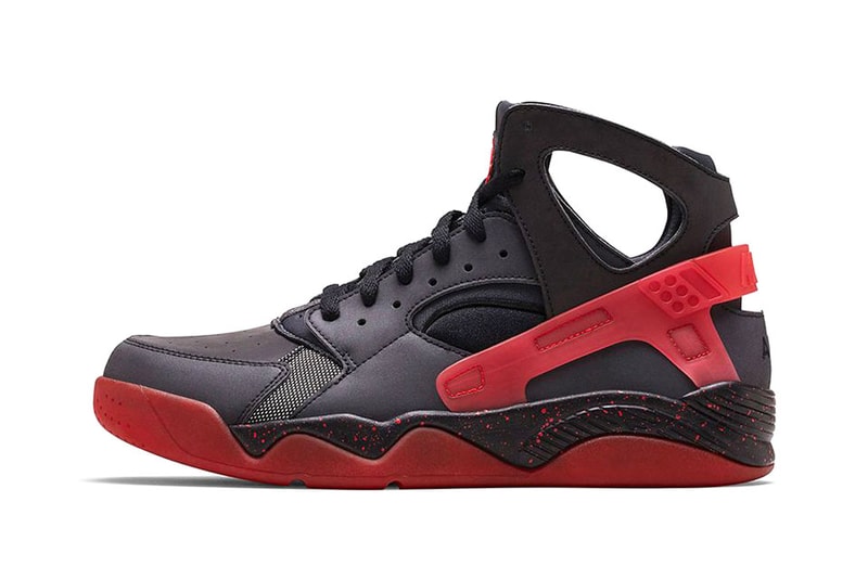 Nike Air Flight Huarache Premium Black/Anthracite-Challenge Red