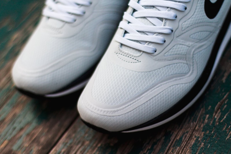 Nike Air Max Lunar1 WR "Pure Platinum"