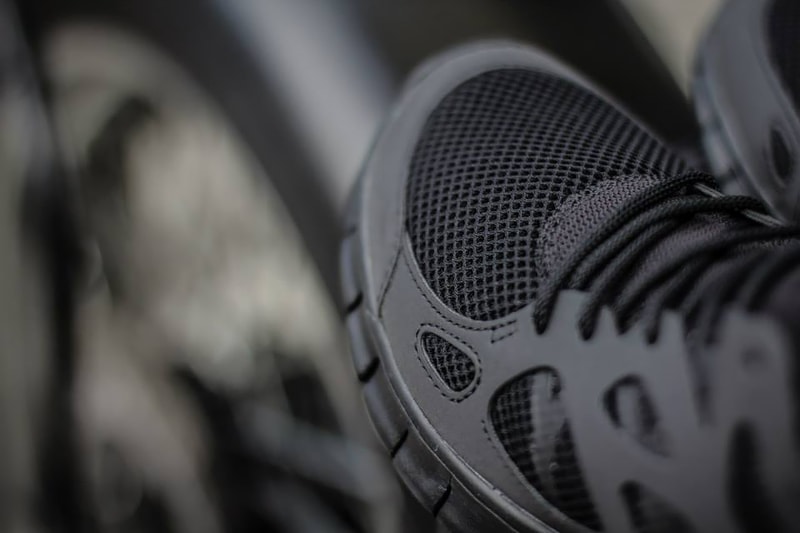 Nike Free Run 2 "Triple Black"
