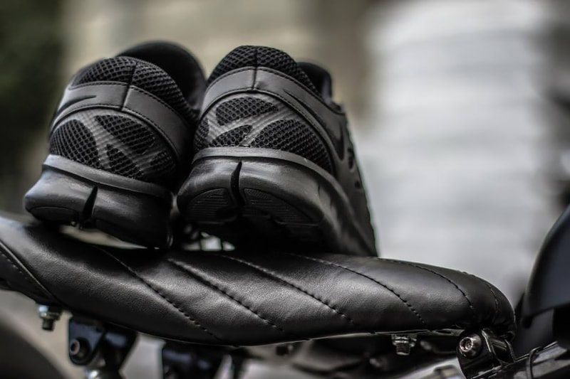 Nike Free Run 2 "Triple Black"