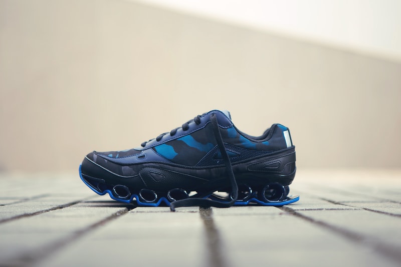Raf Simons x adidas 2014 Fall/Winter "Bounce" Sneakers