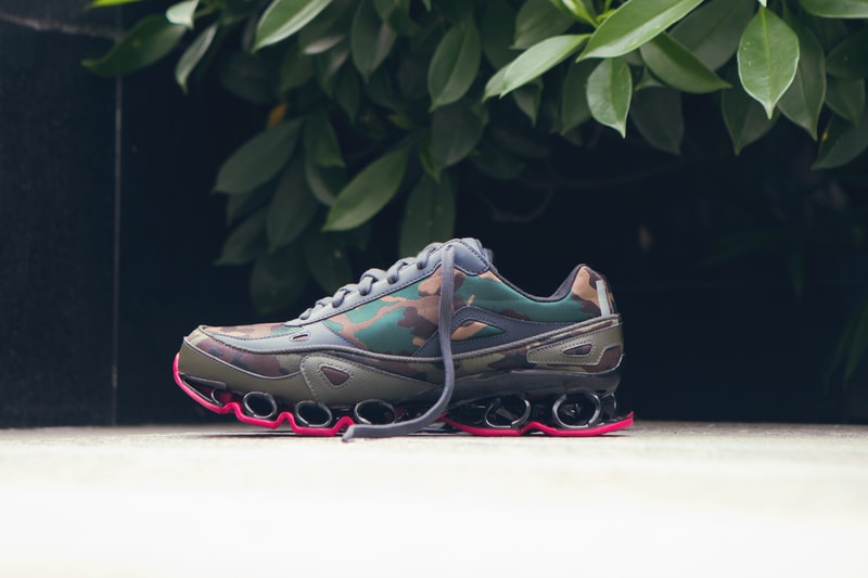 Raf Simons x adidas 2014 Fall/Winter "Bounce" Sneakers