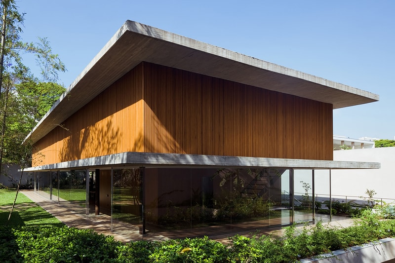 Toblerone House by StudioMK27