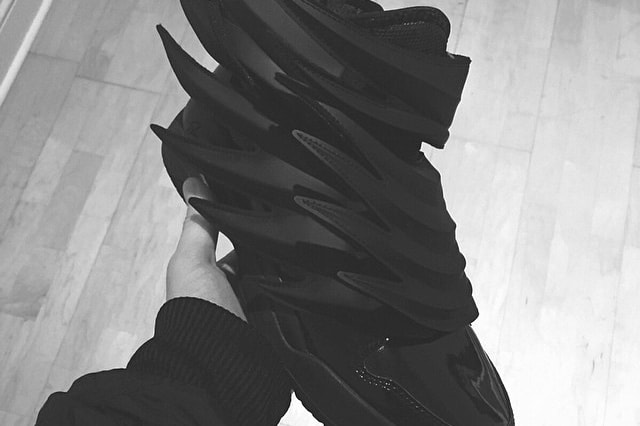 A First Look at the Jeremy Scott x adidas Originals JS Wings "Dark Knight"