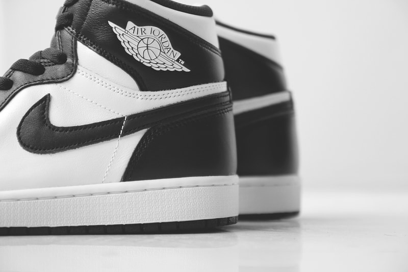 Air Jordan 1 Retro High OG Black/White