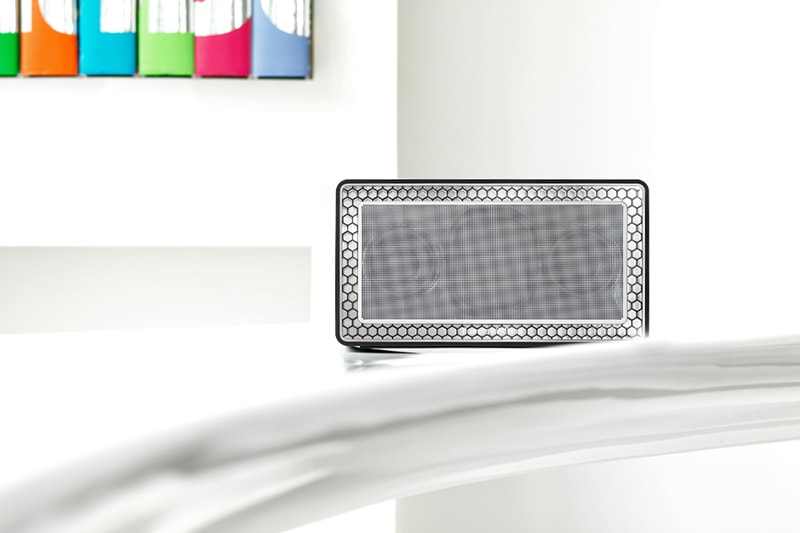 Bowers & Wilkins T7 Bluetooth Speakers