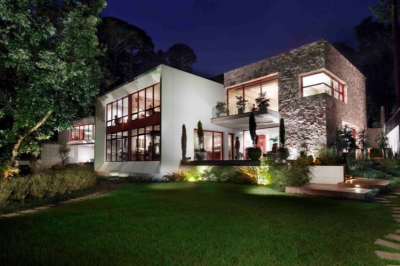 Casa Chinkara by Solis Colomer Arquitectos