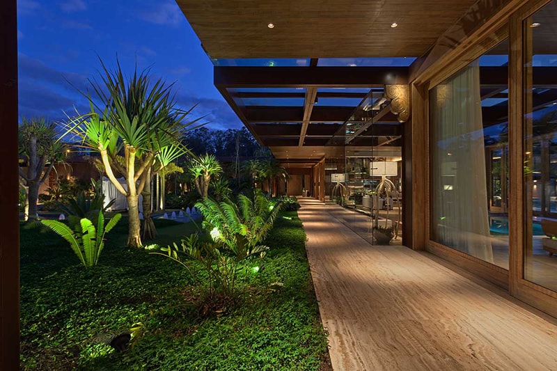 Casa Nova Lima by Marcelo Montoro