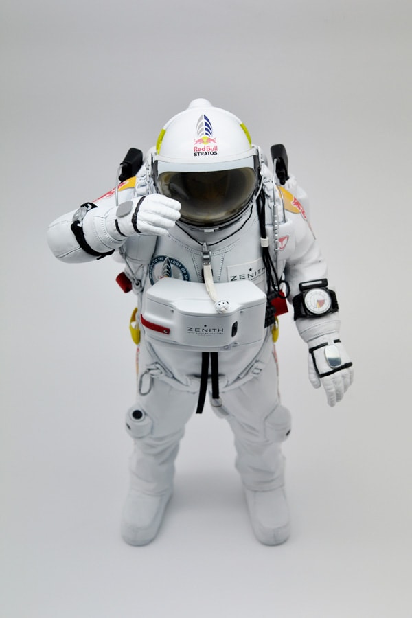 Coolrain Felix Baumgartner Astronaut Figure for Zenith
