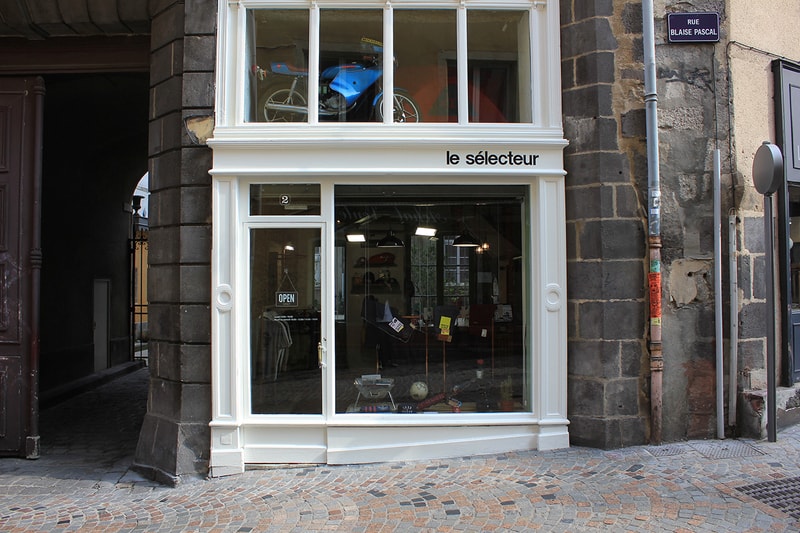 A Look Inside Le Sélecteur in Clermont-Ferrand, France