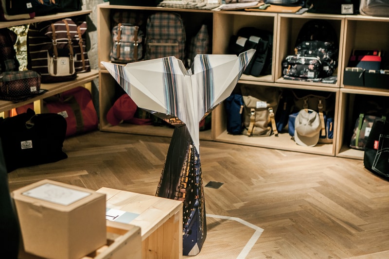 Leica T and the 7 DIGITAL ORIGINALS Project Hits Hong Kong