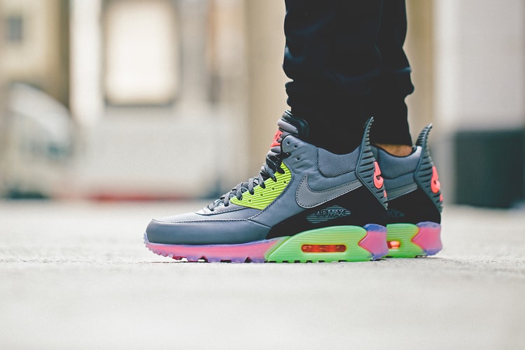 Nike 2014 Holiday Air Max 90 Sneakerboot Ice Collection