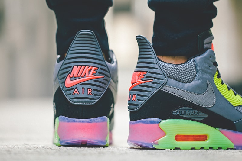 Nike 2014 Holiday Air Max 90 Sneakerboot Ice Collection