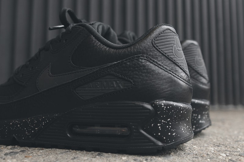 Nike Air Max 90 Premium Black/Metallic Silver