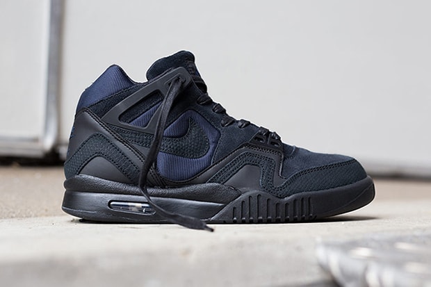 Nike Air Tech Challenge II Black/Obsidian | Hypebeast display picture 2