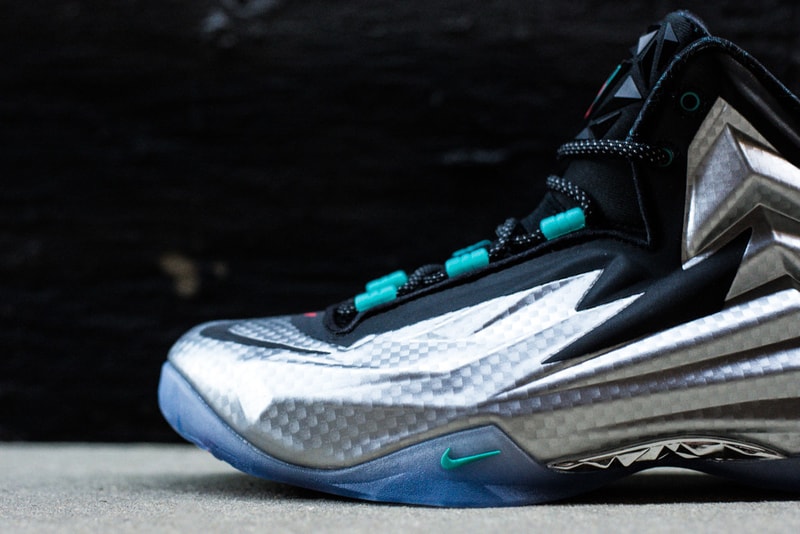 Nike Chuck Posite Metallic Silver/Black