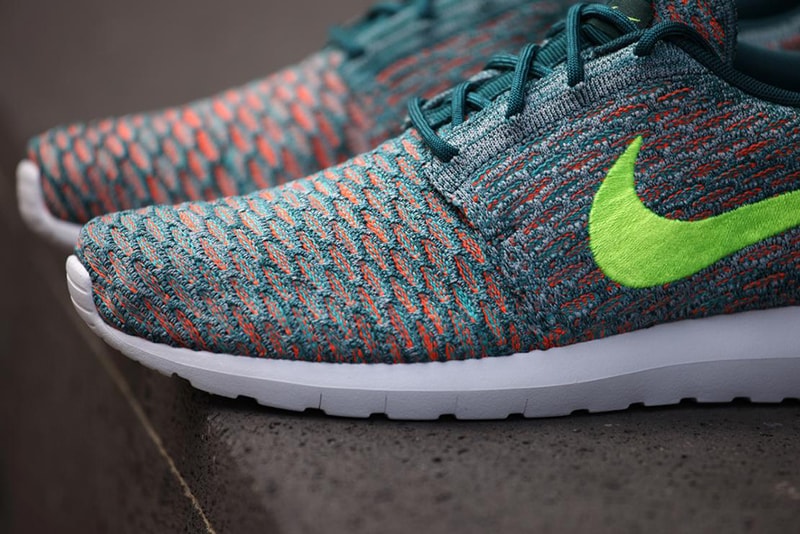 Nike Flyknit Roshe Run “Mineral Teal”