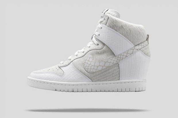 UNDERCOVER x Nike Dunk Sky Hi Collection 