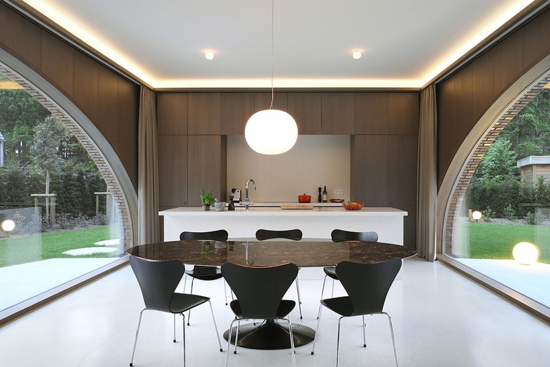 Villa Moerkensheide by Dieter De Vos Architecten 