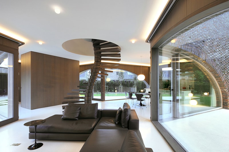 Villa Moerkensheide by Dieter De Vos Architecten 