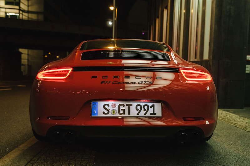 A Closer Look at the 2015 Porsche 911 Carrera GTS
